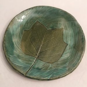Leaf Design 6” Plate Pottery